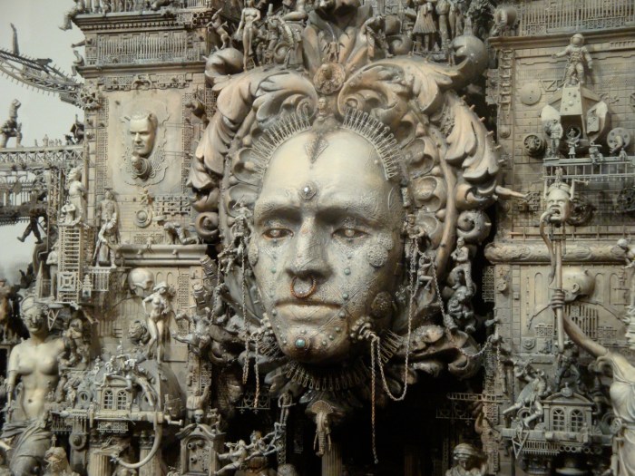 Art by Kris Kuksi via ArtBoom