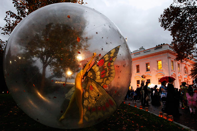 MANUEL BALCE CENETA for AP Halloween is celebrated on the North Lawn of the White House on October 31, 2009