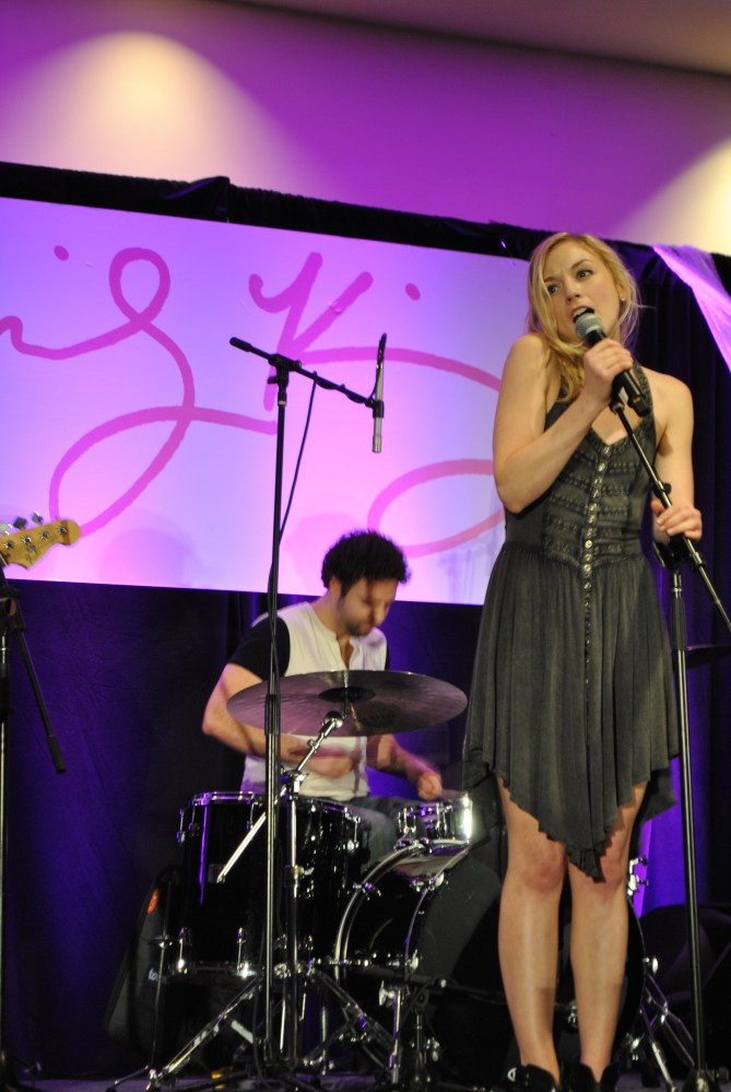 Emily Kinney The Wallking Dead Walker Stalker Con