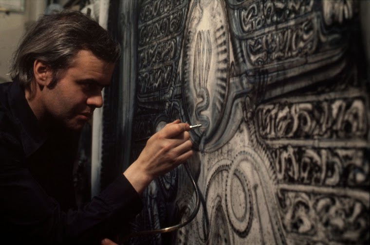 hr_giger_at_work
